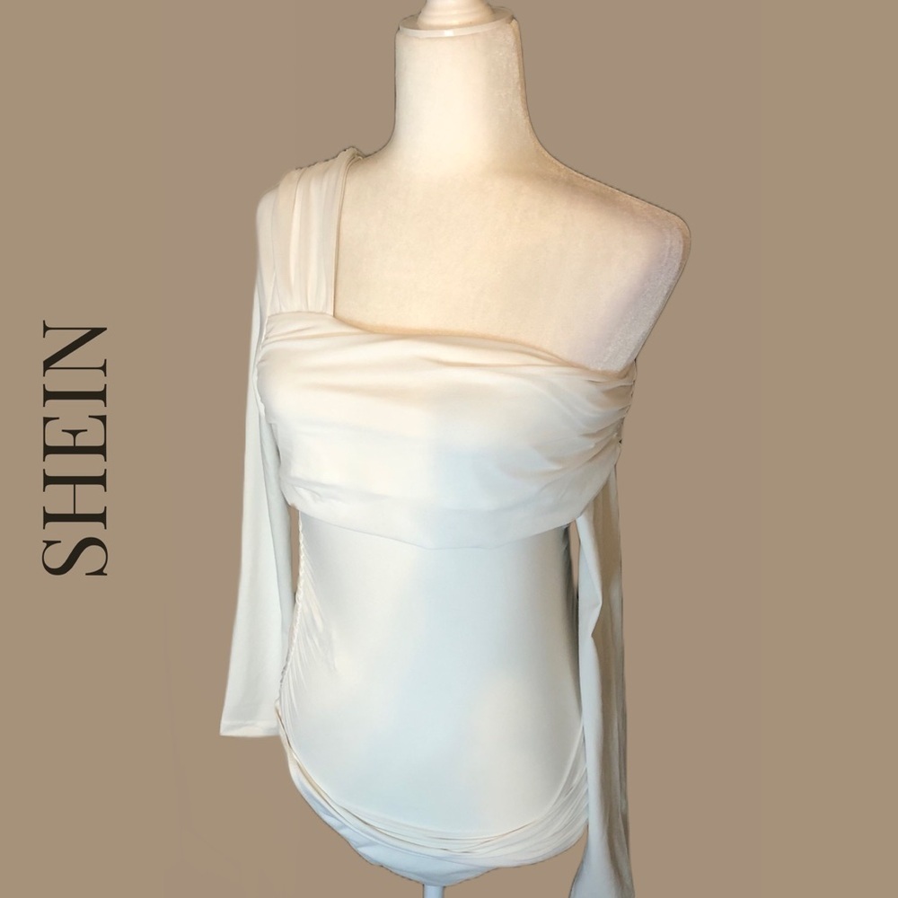 SHEIN • White One-Shoulder Bodysuit • S
